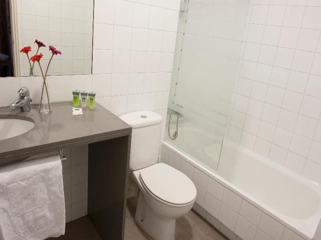 APARTMENT CAPACITY 7 THREE BEDROOMS