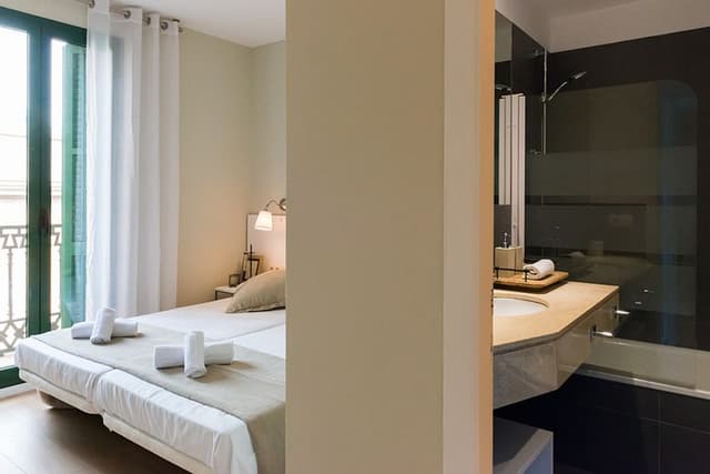 APARTMENT CAPACITY 6