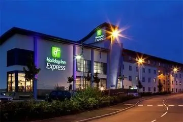HOLIDAY INN EXPRESS WALSALL M6, JCT.10 HOLIDAY INN EXPRESS WALSALL M6, JCT.10