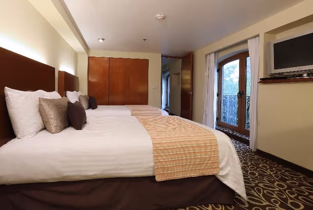 DOUBLE ONE BED