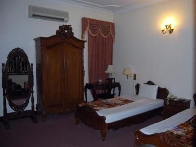 Huyen Trang Hotel Hanoi1
