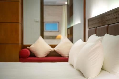 Premium Deluxe Double or Twin Room with Window and City View