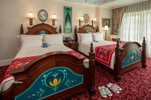 Kingdom Club Frozen Suite with 2 Double Beds