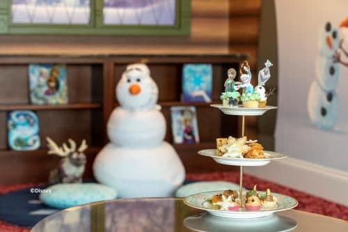 Kingdom Club Frozen Suite with 2 Double Beds