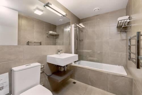 Two Bedroom Apartment with Lake View