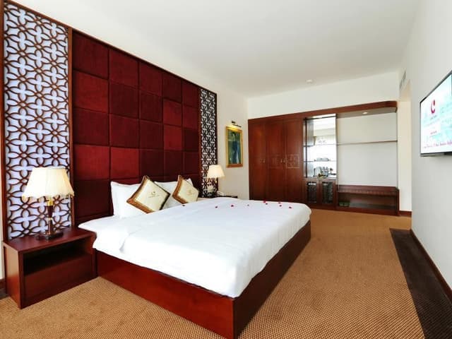 SUITE GRAND