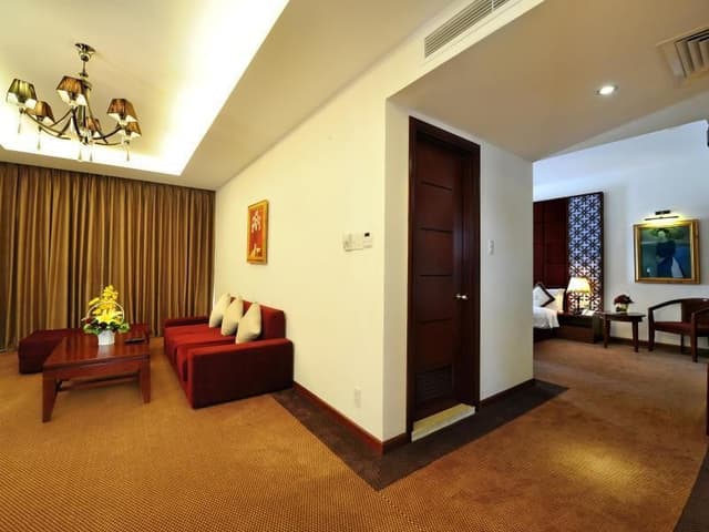 SUITE GRAND