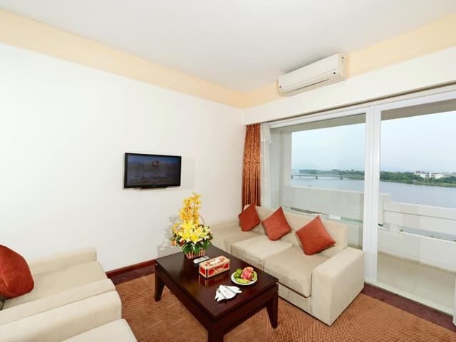 SUITE RIVER VIEW