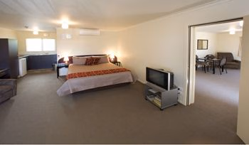 BEST WESTERN BKS PIONEER LODGE2