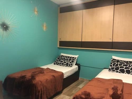 Twin Redux Room