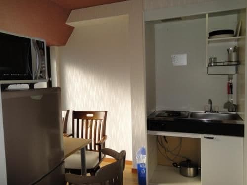 Two-Bedroom Apartment (4 Adults)
