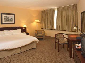 GARDEN COURT MILPARK2