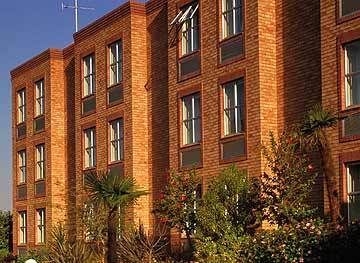 TOWNLODGE SANDTON0