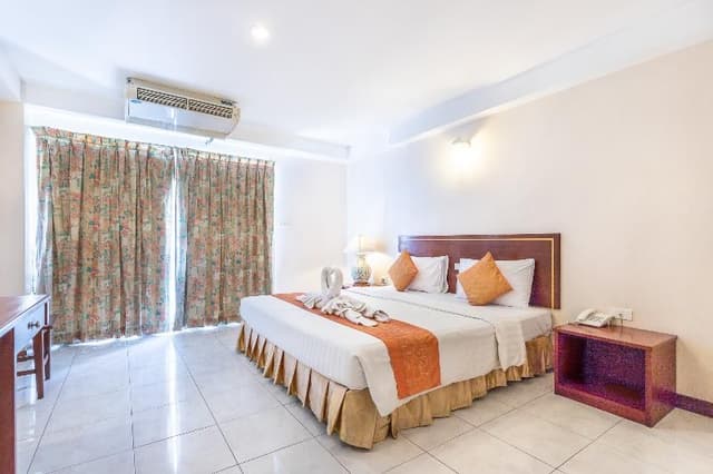 SUITE EXECUTIVE