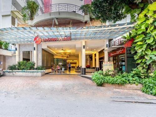 โรงแรมอิสตินี่ เพลส (Eastiny Place Hotel)3