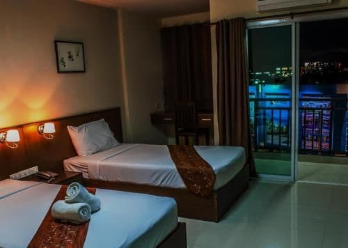 Deluxe Twin Room
