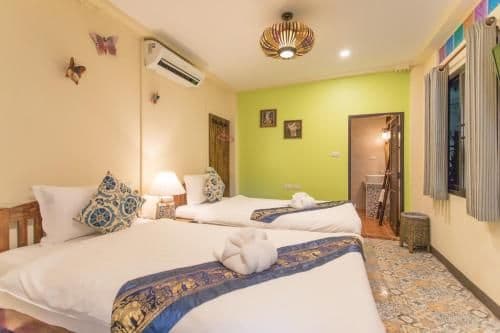 Standard Twin Room