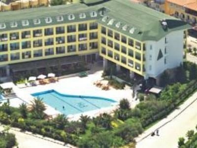 Pine House Hotel1