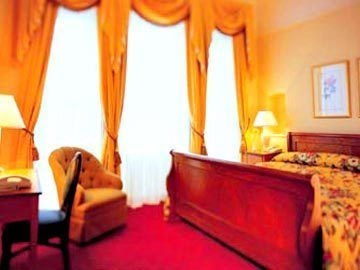 MARRIOTT HIGHCLIFF4
