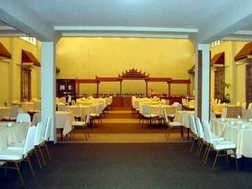 MANDALAY SWAN4