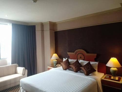 Deluxe Suite