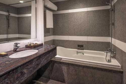 TWIN GUEST ROOM