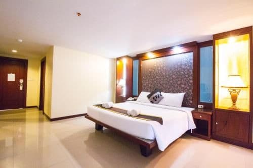 Deluxe Double or Twin Room