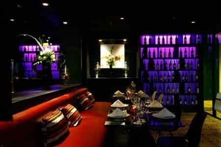 โรงแรม เดอะ เฮอริเทจ บ้านสีลม โรงแรม เดอะ เฮอริเทจ บ้านสีลม