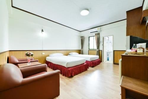 Standard Twin Room