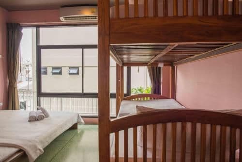 Economy Quadruple Room with Shared Bathroom