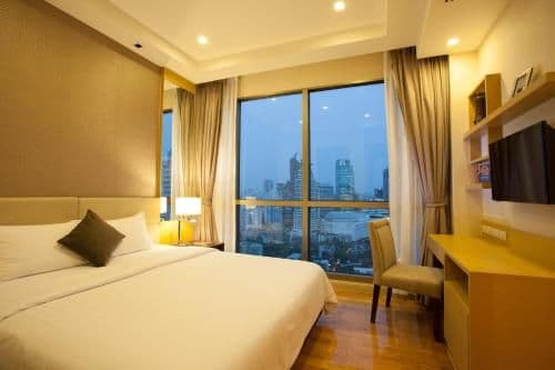 Grand Deluxe One-Bedroom Apartment