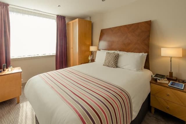 APARTMENT TWO BEDROOMS
