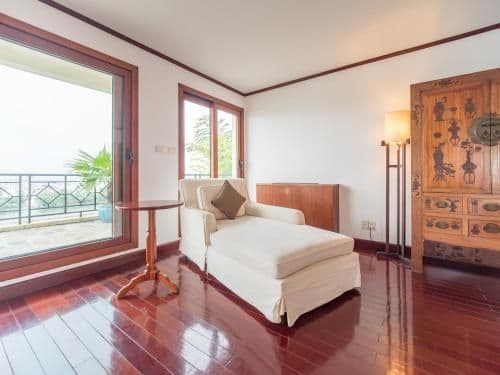 Four-Bedroom Apartment