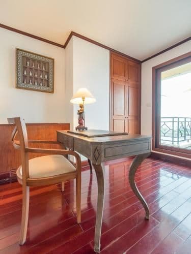 Four-Bedroom Apartment