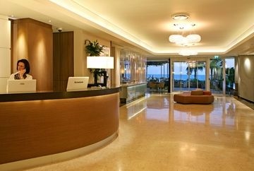 Holiday Inn Limassol2