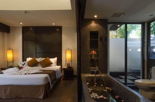 Suite with Garden View