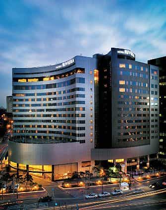 โรงแรมริเวียร่า