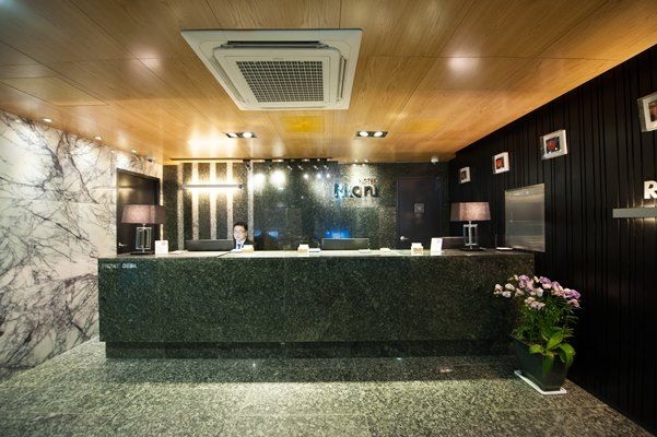 โรงแรมรีอัน (Hotel Rian)4