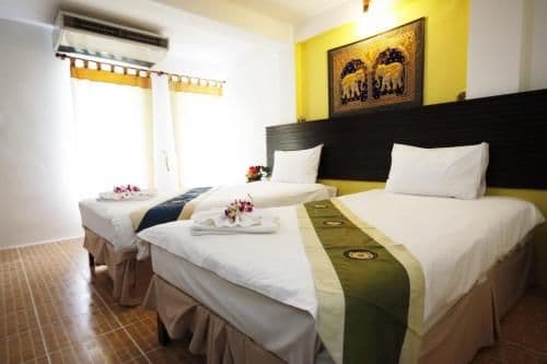 Deluxe Room with Mountain View