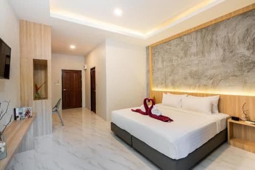 Connecting Room
