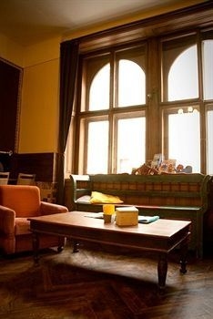 Sir Toby's Hostel3