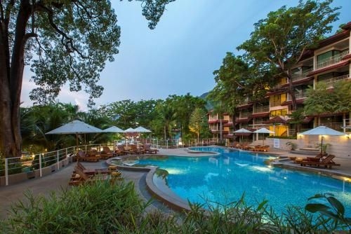 ชนาลัย ฟลอรา รีสอร์ต หาดกะตะ (Chanalai Flora Resort, Kata Beach)4