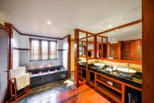 Deluxe Double or Twin Room with Pool View