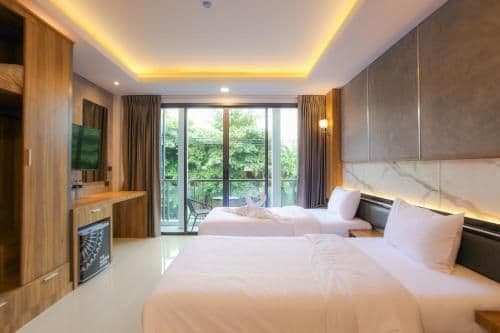 Deluxe Double Room with Balcony