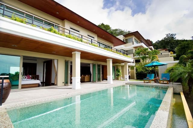 VILLA THREE BEDROOMS WITH PRIVATE POOL
