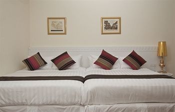 Deluxcious Heritage Hotel1