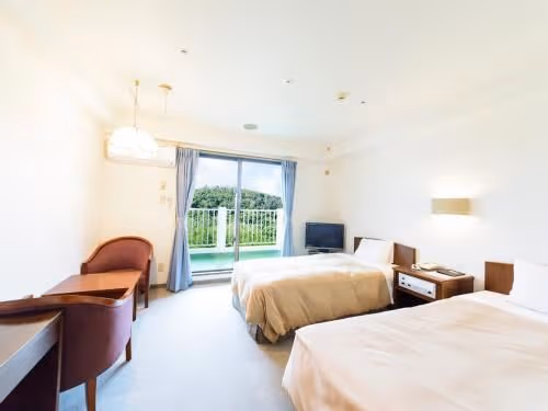 Twin Room with Mountain View