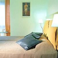 City Hotel2