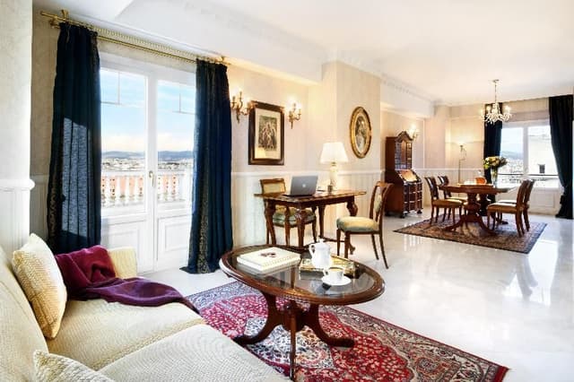 SUITE DELUXE