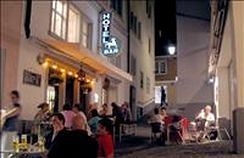 โรงแรมเริสส์ลี (Hotel Roessli)2